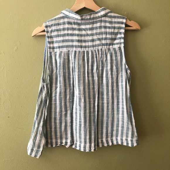 Anthropologie + cropped tank - Picture 4 of 4